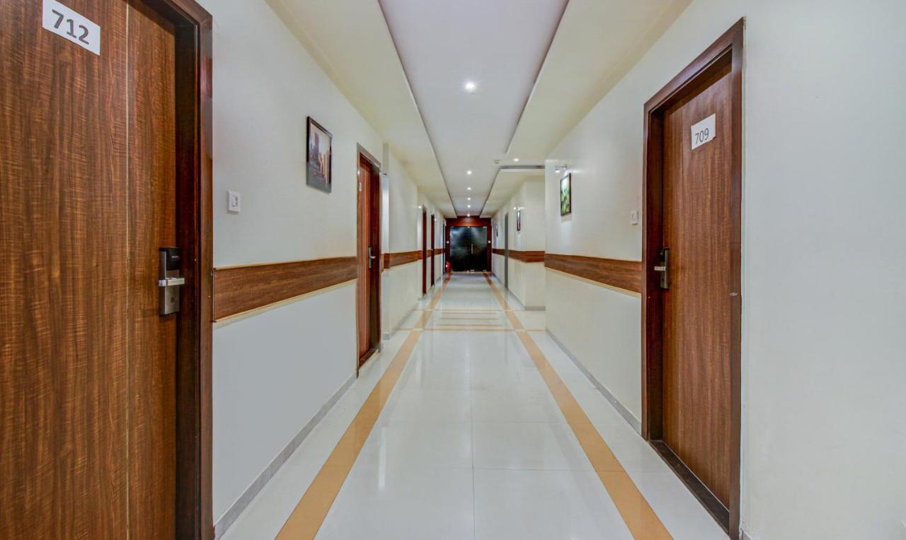 Treebo Trend Bkc Grand Mumbai Exterior photo